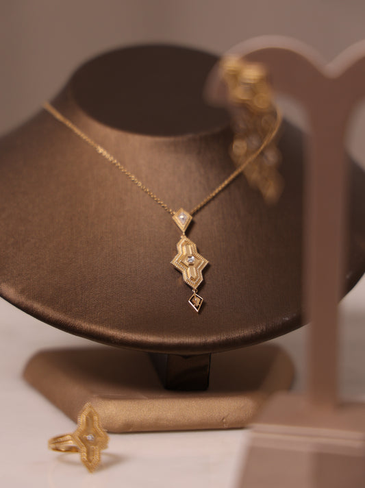 قلادة المجد